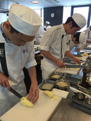 辻調理師専門学校　西洋料理技術講座　フルセット 2025年最新】辻調理師専門学校 教材の人気アイテム - メルカリ